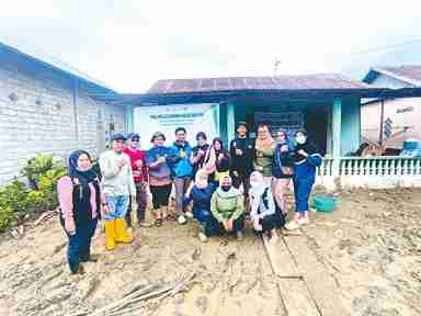 Gubernur Anwar Hafid Instruksikan Penanganan Cepat Banjir di Desa Wombo Kalonggo: Dinas Kesehatan Provinsi Sulteng Terjunkan Tim Medis